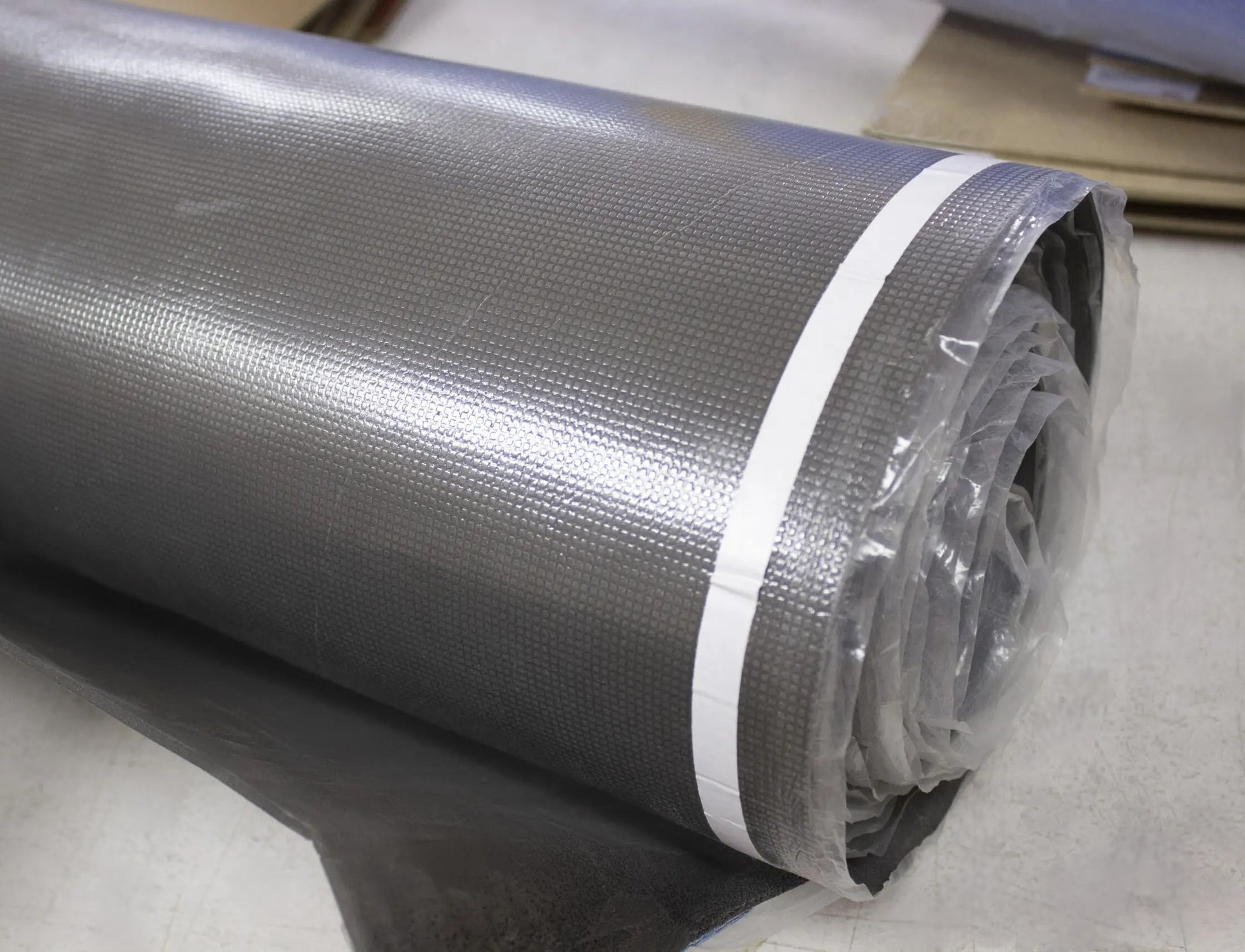 Membrane meyci noir pour plancher stratifié & d'ingénierie