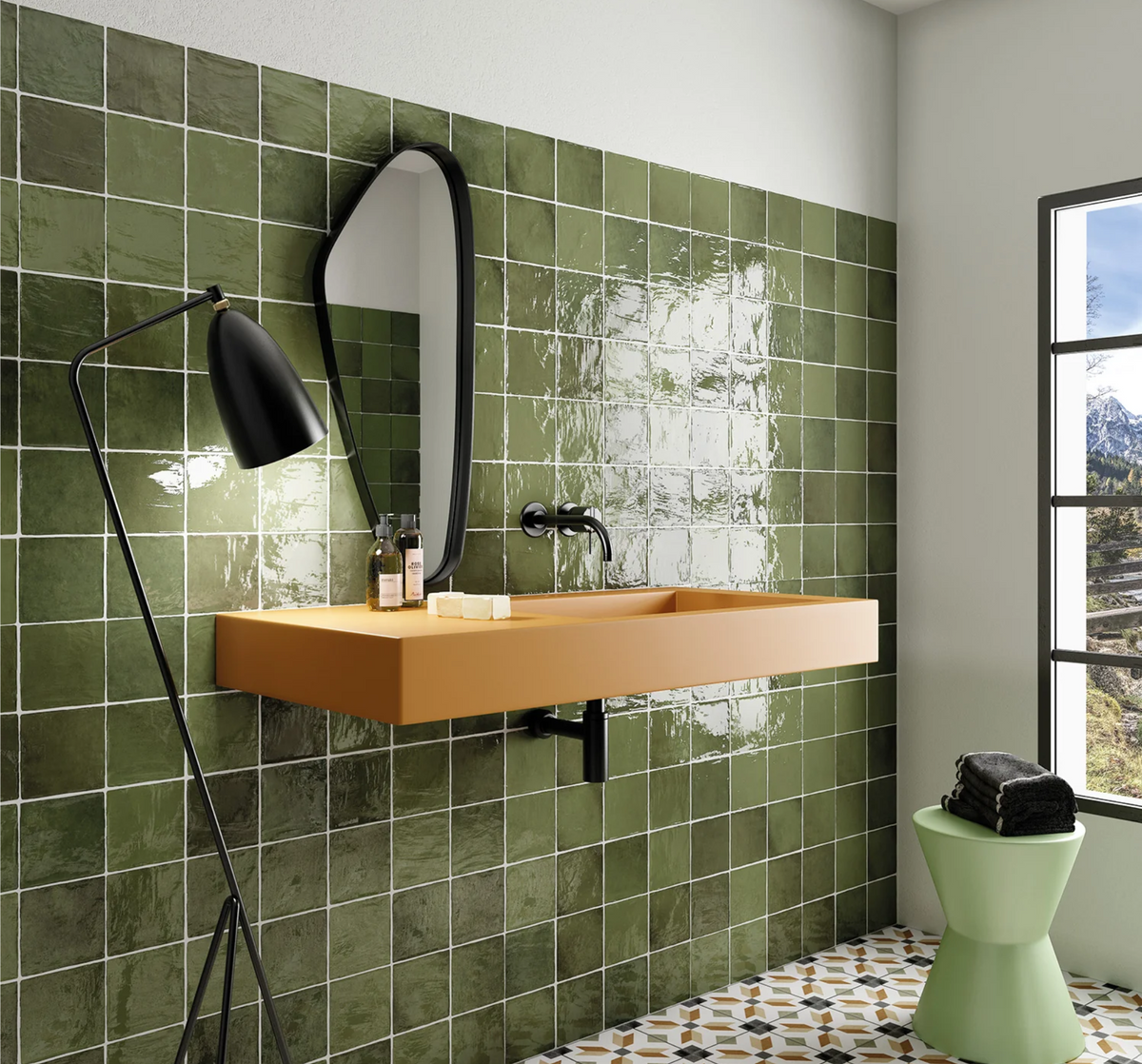 Botanical green decor